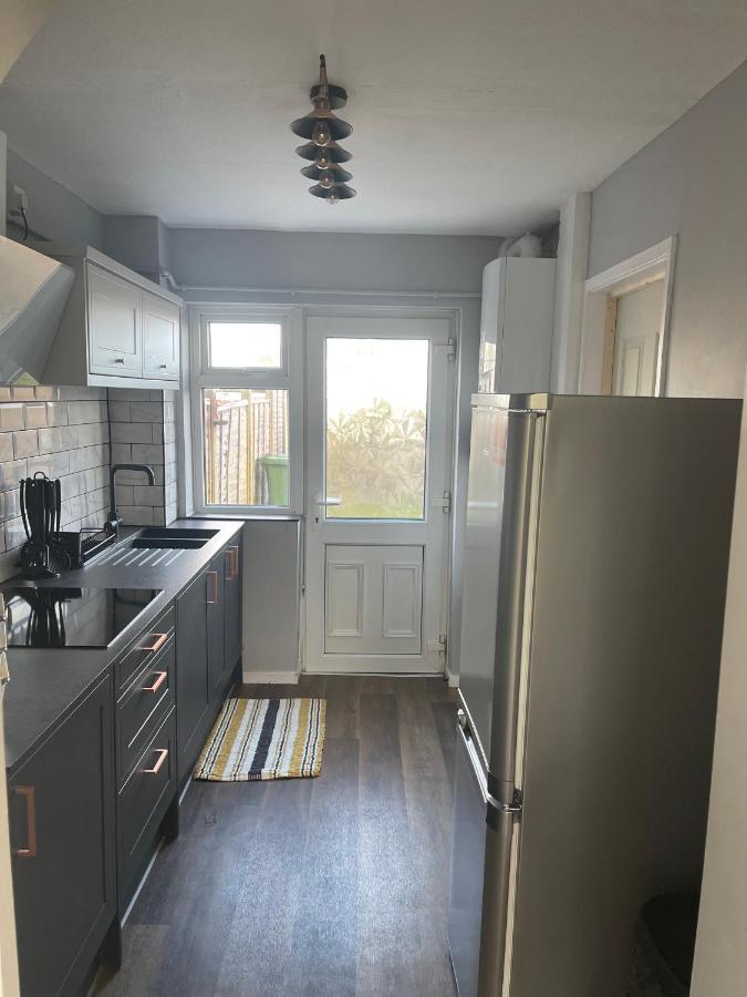 II Comfortable Room, Shared House Almondsbury Exterior foto